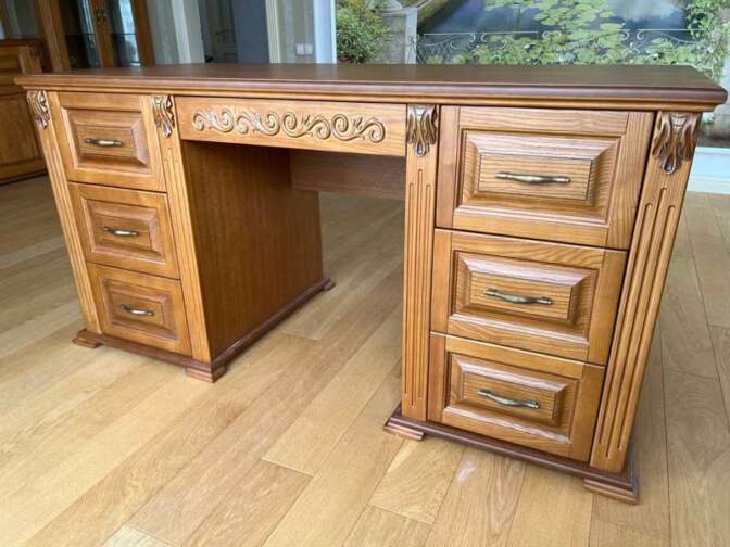 "Ларго" ясен