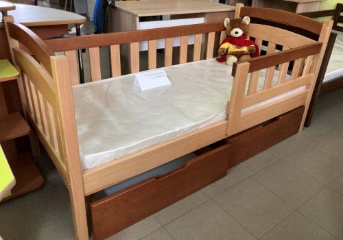 "Cанні" бук  масив