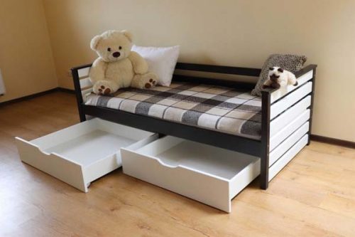 "Tелесик" бук